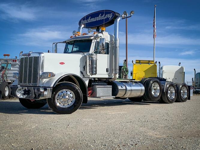 peterbilt 389-